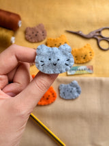 Spilla ricamata Gattino